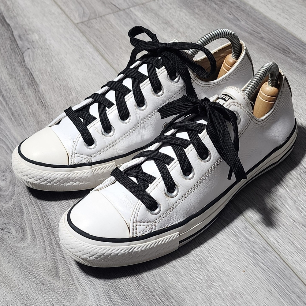 Converse All Star Chuck Taylor Bentley White Leather Sneakers Womens Size 7.5